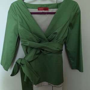 Donna Ricco Green Wrap Top